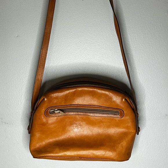 Vintage CELINE leather crossbody purse - Picture 6 of 13